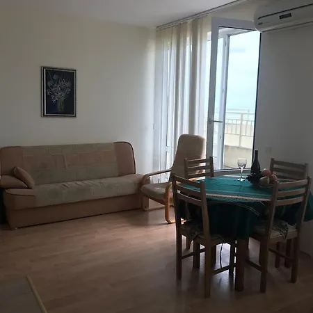 Апартамент Crown Fort Club Appart *