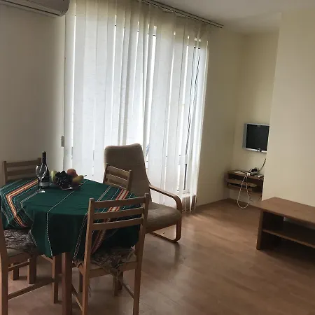 Apartment Crown Fort Club Appart
